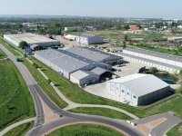 Kiadó ipari ingatlan, Győrött 4244 E Ft / hó