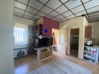 Eladó családi ház, Bólyban 51.9 M Ft, 6 szobás