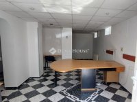 Eladó üzlethelyiség, Tatabányán 25.9 M Ft
