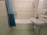 Eladó panellakás, Pécsett 48.9 M Ft, 3 szobás