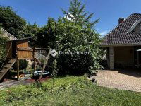 Eladó családi ház, XXII. kerületben 295 M Ft, 9 szobás