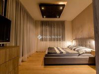 Eladó téglalakás, XIII. kerületben 255 M Ft, 3 szobás