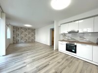 Eladó téglalakás, Pécsett 0.22 M Ft, 2 szobás