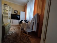 Eladó panellakás, Szegeden 56.5 M Ft, 2+1 szobás