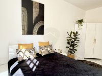 Eladó téglalakás, V. kerületben 116.9 M Ft, 2 szobás