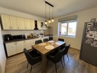 Eladó családi ház, Újhartyánon 79.9 M Ft, 3 szobás