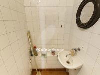 Eladó üzlethelyiség, Gyenesdiáson 84.9 M Ft