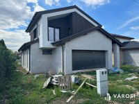 Eladó családi ház, Szegeden 179 M Ft, 5 szobás