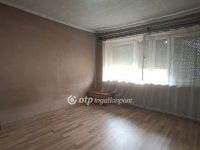 Eladó családi ház, Jászberényben 37.5 M Ft, 4 szobás