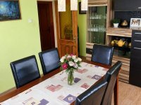 Eladó családi ház, Gödöllőn 119.9 M Ft, 6 szobás