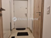 Eladó téglalakás, XV. kerületben 82.5 M Ft, 2 szobás