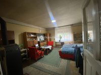 Eladó családi ház, Zsámbokon 30 M Ft, 2 szobás