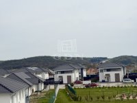 Eladó téglalakás, Mendén 79.9 M Ft, 1+3 szobás