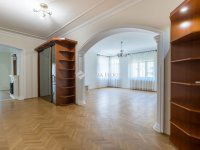 Eladó iroda, Debrecenben 450 M Ft / költözzbe.hu