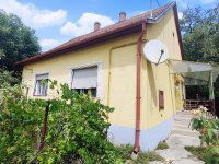 Eladó családi ház, Deszken 45.9 M Ft, 2 szobás