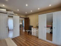 Eladó családi ház, Siófokon 150 M Ft, 6 szobás