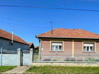 Eladó családi ház