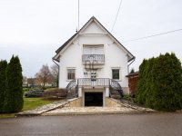 Eladó családi ház