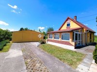 Eladó nyaraló, Mohácson 17 M Ft, 2 szobás / költözzbe.hu