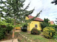 Eladó családi ház, Kiskunfélegyházán 118.5 M Ft, 6+1 szobás