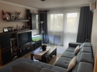 Eladó panellakás, Debrecenben 66.9 M Ft, 4+2 szobás