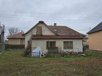 Eladó családi ház, Dunakeszin 55 M Ft, 2 szobás