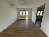 Eladó téglalakás, Balatonalmádiban 84.9 M Ft, 3 szobás