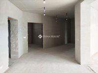 Eladó családi ház, Sukorón 269 M Ft, 7 szobás