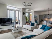 Eladó téglalakás, III. kerületben 330 M Ft, 5 szobás