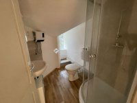 Eladó üzlethelyiség