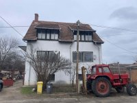 Eladó családi ház, Szegeden 99.5 M Ft, 9 szobás