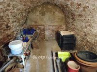 Eladó családi ház, Pécsett 89.9 M Ft, 4 szobás