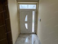 Kiadó családi ház, albérlet, Kecskeméten 800 E Ft / hó