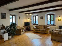 Eladó családi ház, Nagykovácsiban 235 M Ft, 5 szobás