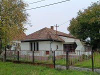 Eladó családi ház