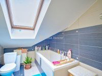 Eladó családi ház, XIX. kerületben 139.9 M Ft, 5 szobás