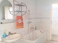 Eladó ipari ingatlan, Szigetújfalun 250 M Ft