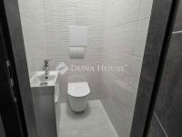 Eladó téglalakás, Szegeden 114.9 M Ft, 3 szobás