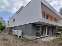 Eladó téglalakás, Zamárdiban 81.4 M Ft, 6 szobás