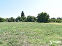 Eladó telek