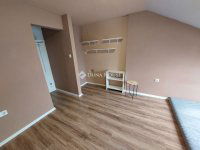 Eladó téglalakás, Baján 26.5 M Ft, 2 szobás