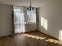 Kiadó téglalakás, albérlet