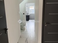 Eladó családi ház, XV. kerületben 168 M Ft, 4 szobás