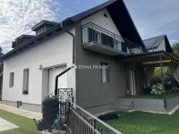 Eladó családi ház, Balatonalmádiban 250 M Ft, 5 szobás