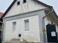 Eladó családi ház, Szűrön 12 M Ft, 3 szobás