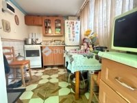 Eladó családi ház, IV. kerületben 38 M Ft, 2 szobás