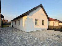 Eladó családi ház, Herenden 100 M Ft, 4 szobás