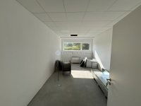 Eladó ipari ingatlan, Komáromban 411.7 M Ft / költözzbe.hu