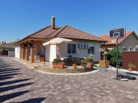 Eladó családi ház