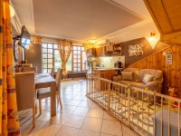 Eladó családi ház, Pécelen 119.9 M Ft, 4 szobás